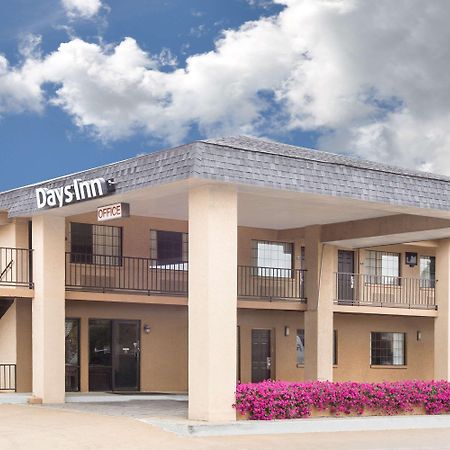 Days Inn By Wyndham Ruston La Exterior photo